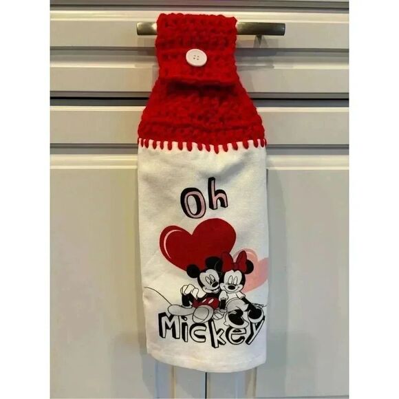 Crochet Top Kitchen Towel- Oh mickey valentine - Picture 1 of 2